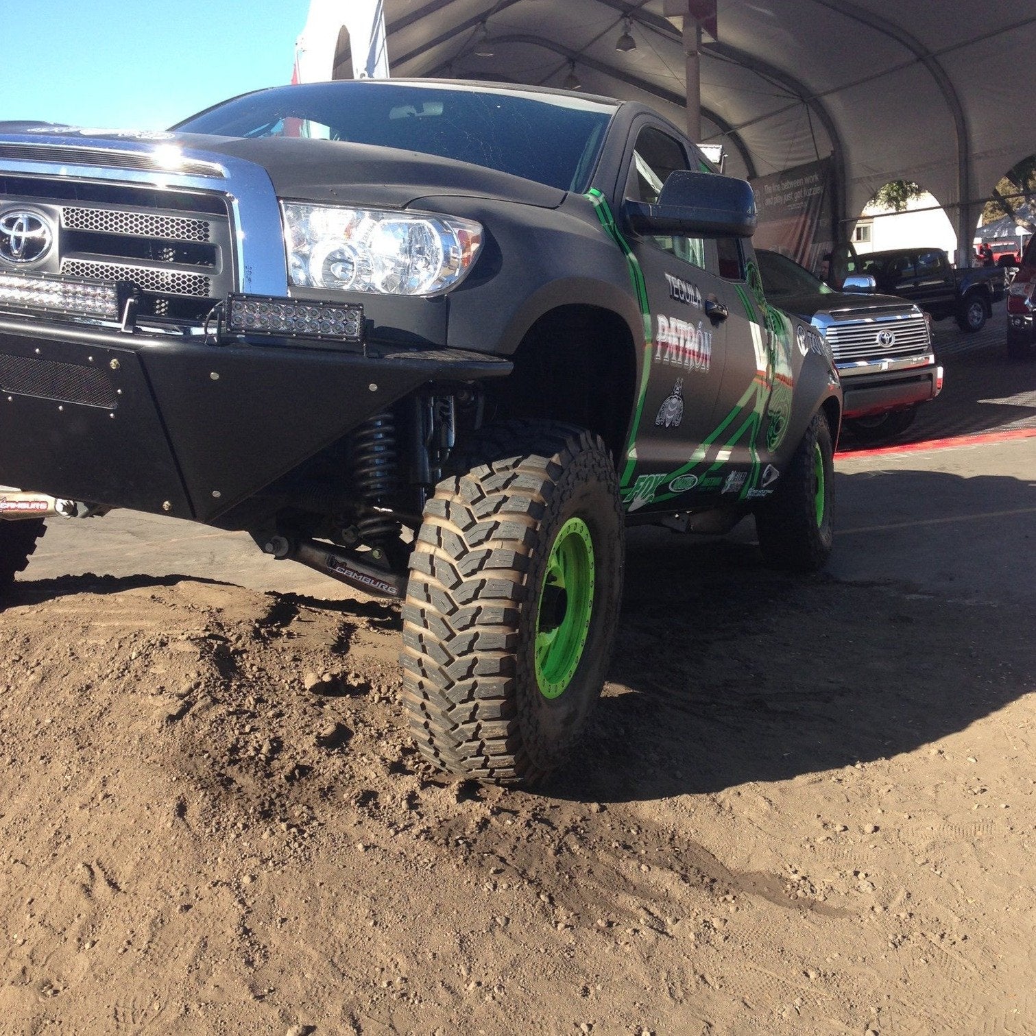 2007-2013 Toyota Tundra Fenders - Image 4