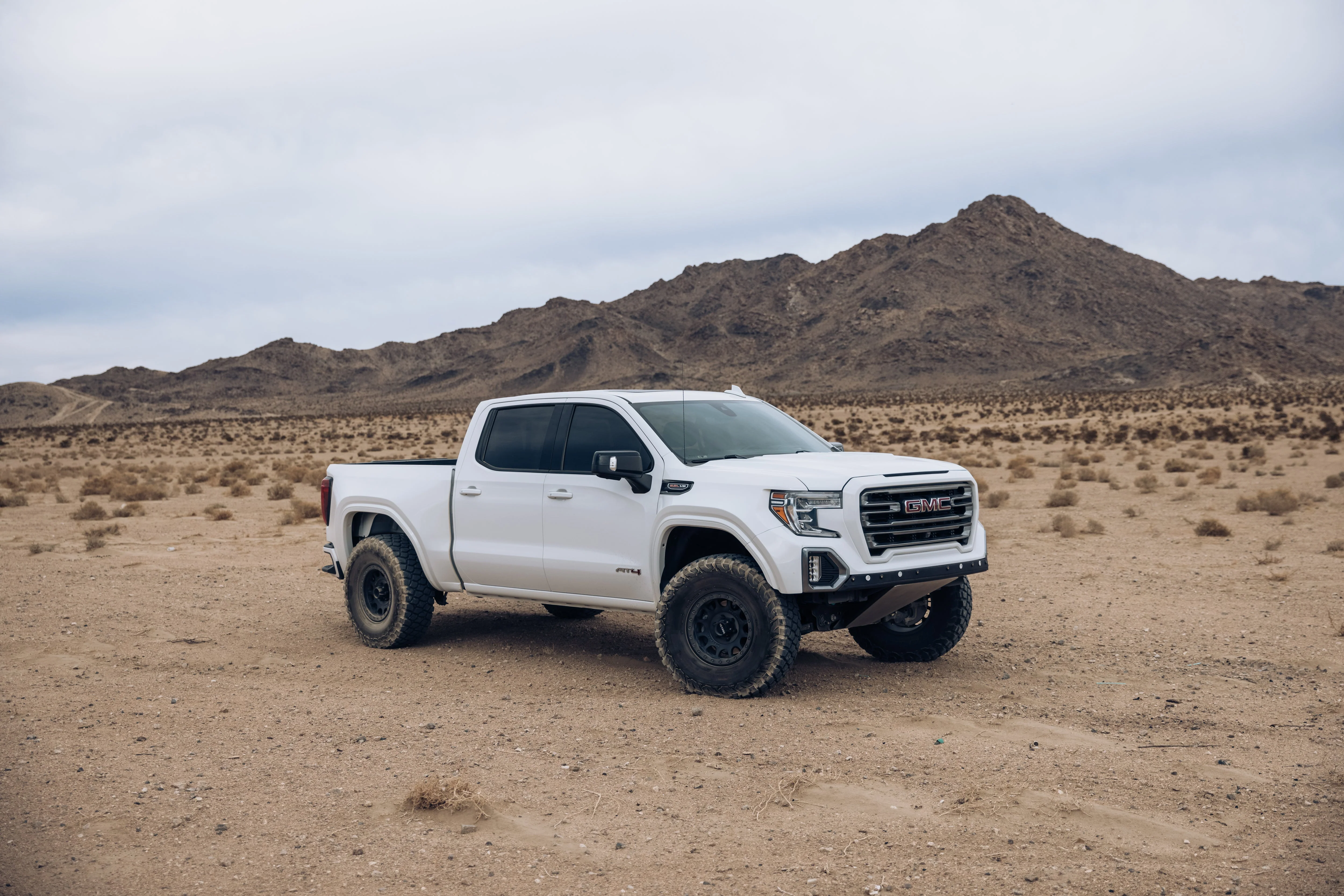 Eric Hardin's 2019 GMC Sierra - Image 3